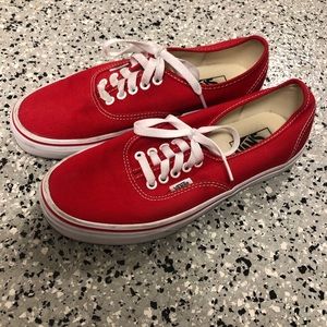 Like new- RED VANS- sz 9 wmns, men’s 7.5